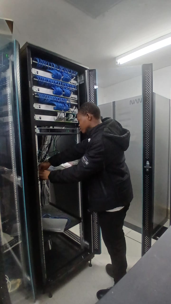 Server Rack Cabling